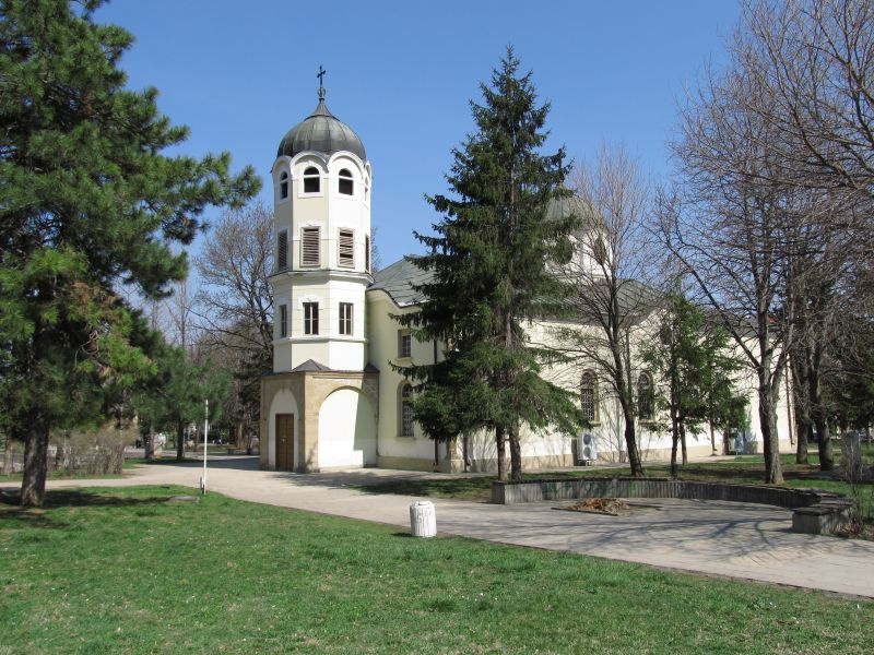 Митрополитски храм „Св. Николай Мирликийски“ – Враца